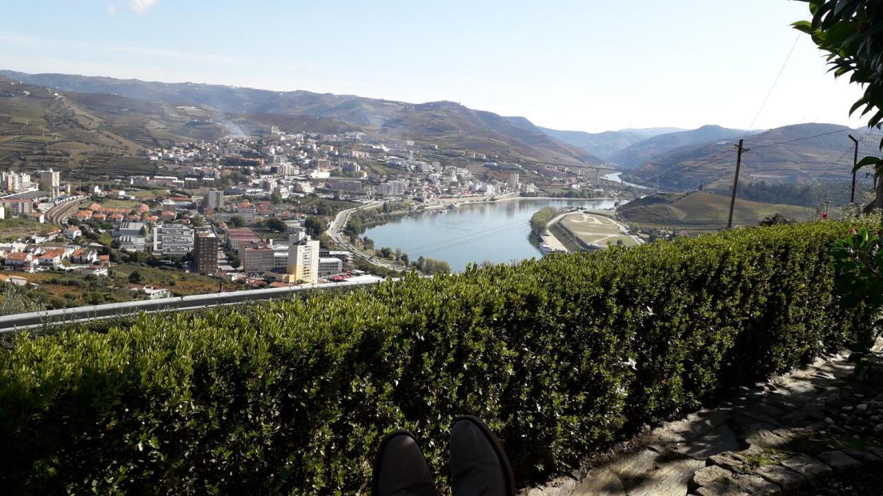 Mito'S House & Douro View Acomodação com café da manhã Peso da Régua Exterior foto